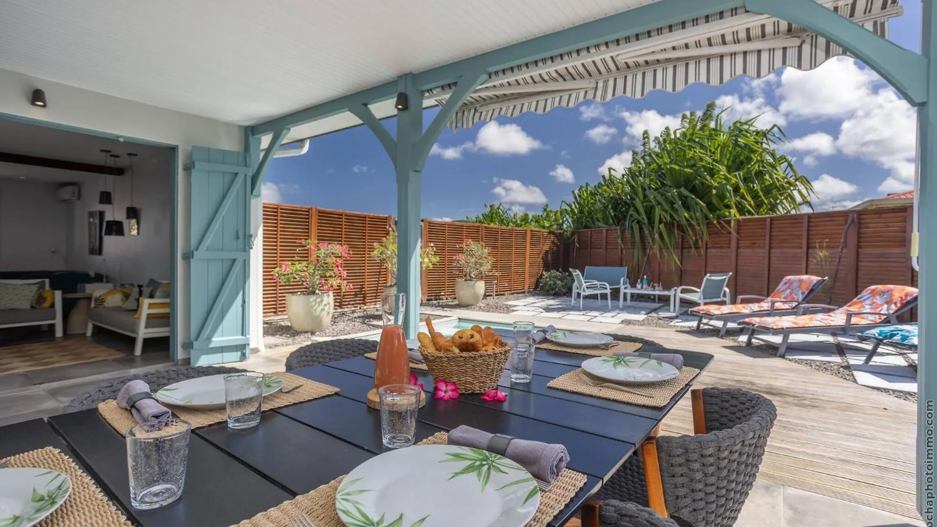 2 Villas Avec 2 Piscines サント・リュス